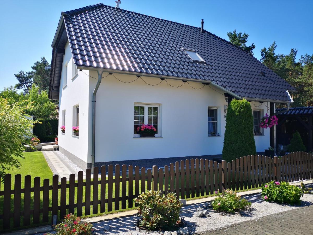 Gaestezimmer Im Bewohnten Efh Mit Pool Und Garten Ziltendorf 외부 사진