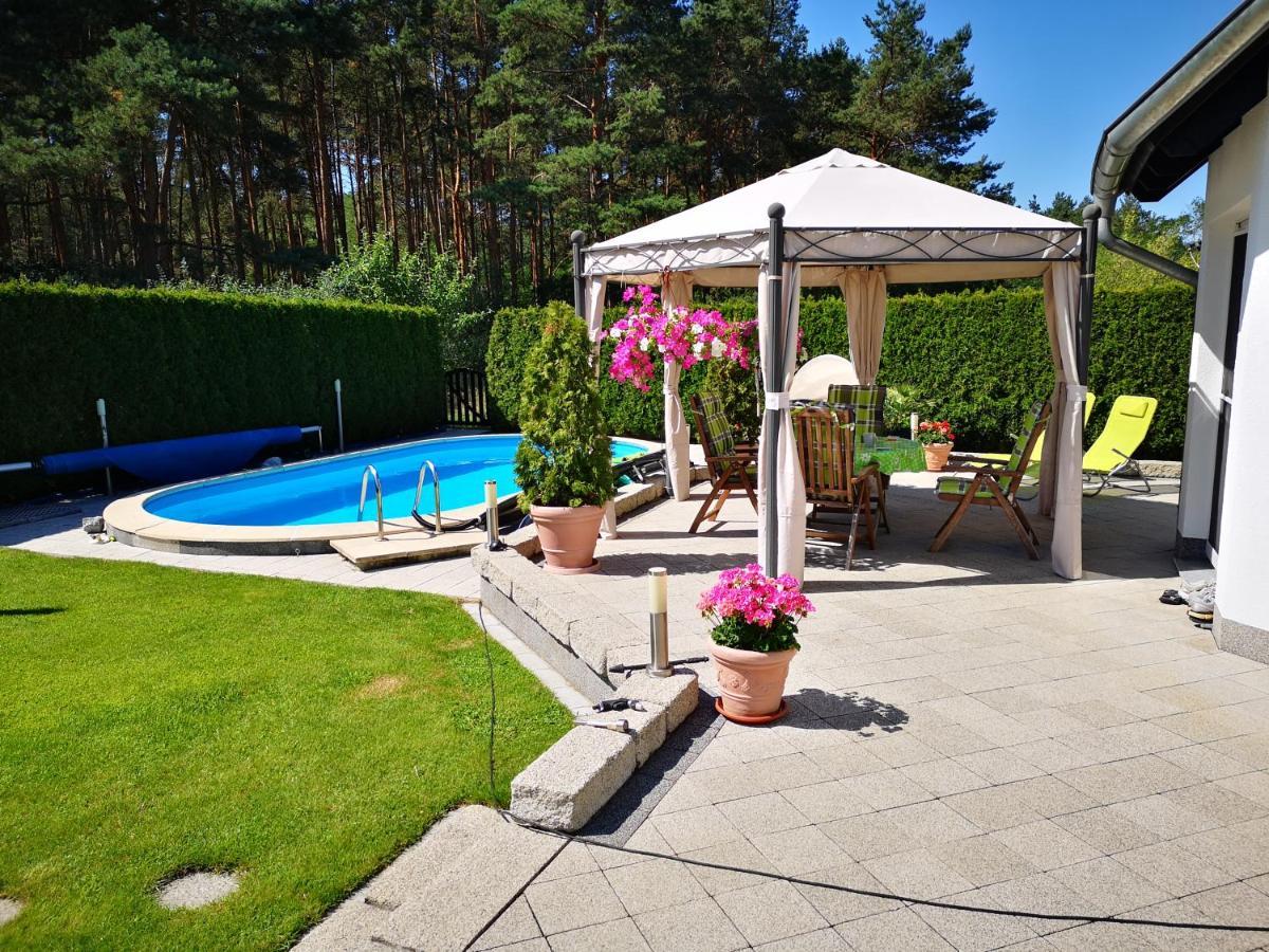 Gaestezimmer Im Bewohnten Efh Mit Pool Und Garten Ziltendorf 외부 사진